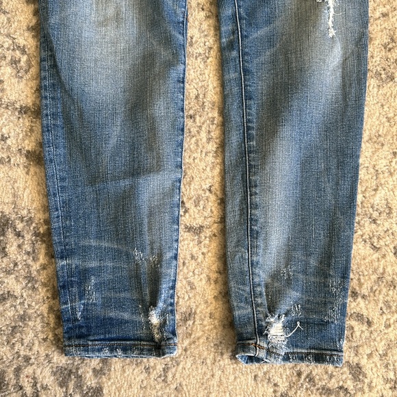 Madewell 9" High-Rise Skinny Jeans: Destructed-Hem Edition Size 32 - Picture 9 of 13